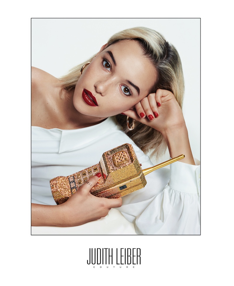 Sarah Snyder fronts Judith Leiber fall-winter 2018 campaign