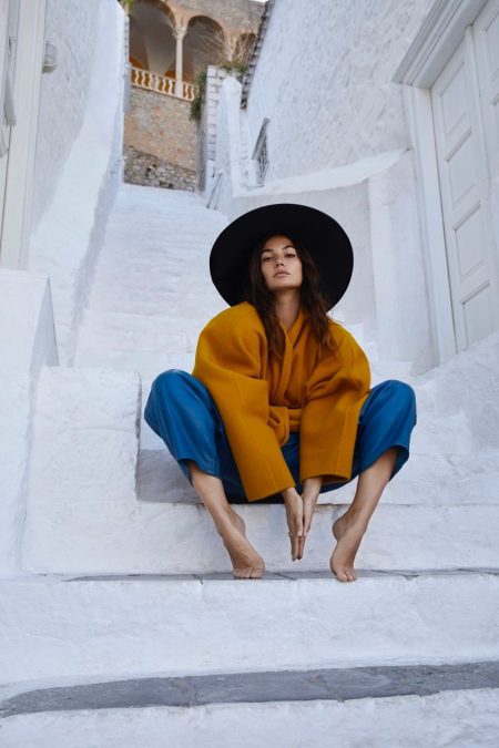 Lily Aldridge Models Vacation Fashions for Harper's Bazaar Greece Lily Aldridge Models Vacation Fashions for Harper's Bazaar Greece