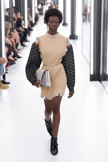 Look from the Louis Vuitton Women's Spring-Summer 2019 Fashion