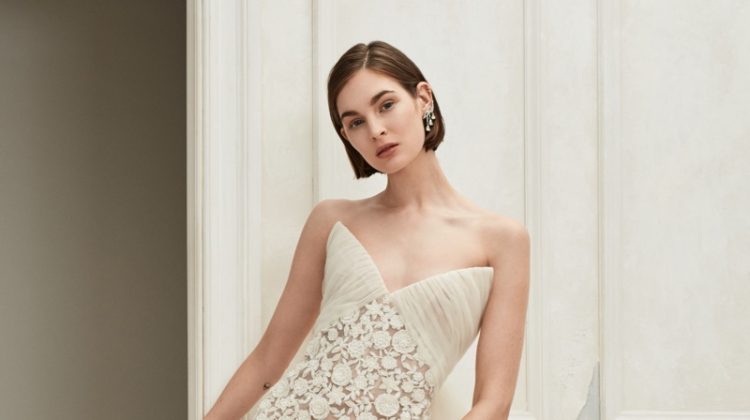 Oscar de la Renta Bridal’s Fall 2019 Collection is Dipped in Ivory