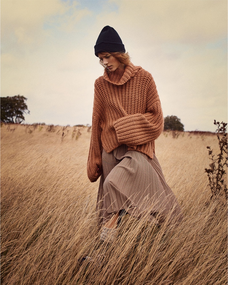 Zara Oversized Sweater, Pleated Plaid Skirt, Hiking Boots and Basic Beanie Hat