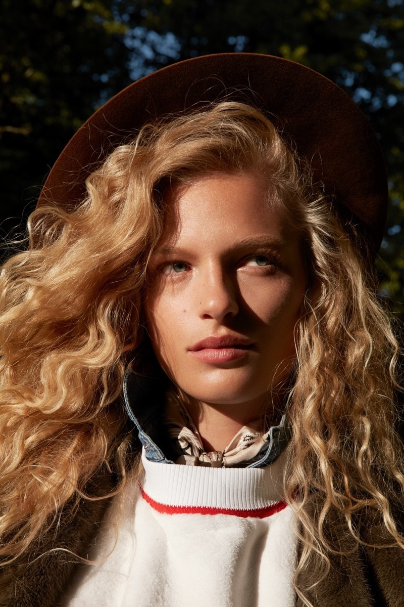 Sofie Vogue Japan Outdoor Editorial