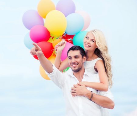 Anniversary Gift Ideas Both of You Can Enjoy Good Looking Couple Balloons