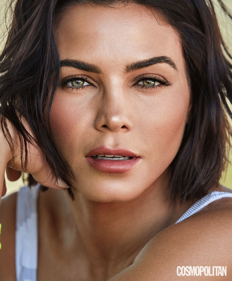 Ready for her closeup, Jenna Dewan wears a short bob hairstyle