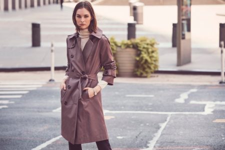 Laura Love Wears Sleek Outerwear in London Fog Fall '18 Campaign London Fog features chic outerwear in fall-winter 2018 campaign