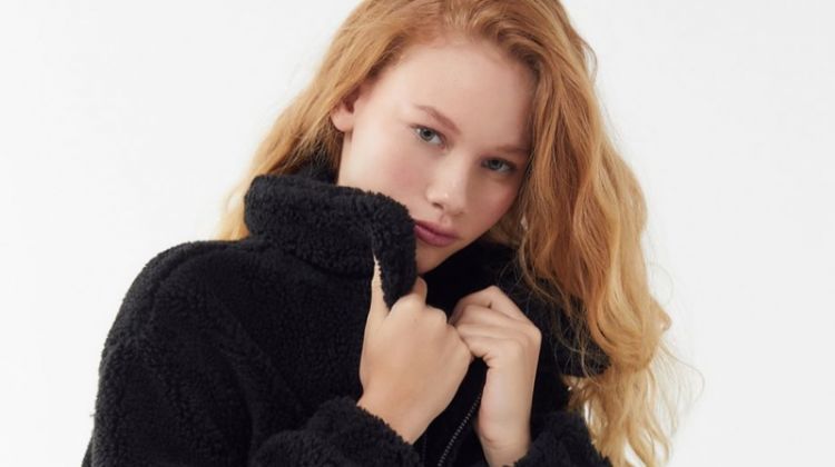 Cozy in Fleece: 7 Soft Jackets for Cold Weather