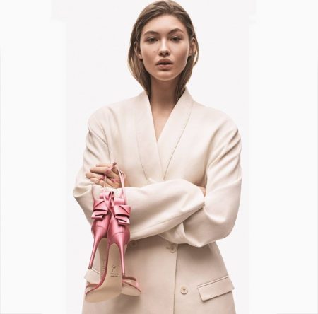 Grace Elizabeth Fronts Giuseppe Zanotti Spring 2019 Ads Grace Elizabeth stars in Giuseppe Zanotti spring-summer 2019 campaign