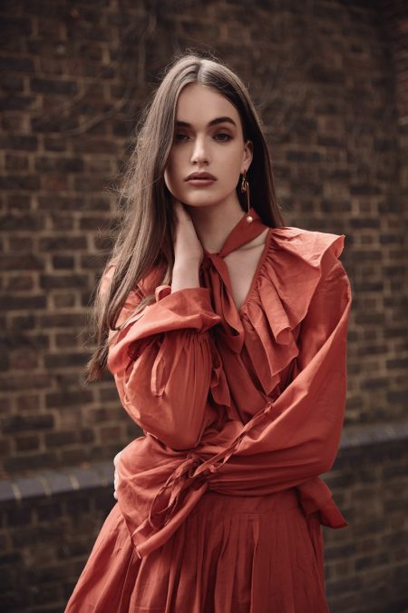 Bella Poses in Elegant Styles for Grazia Pakistan Bella Poses in Elegant Styles for Grazia Pakistan