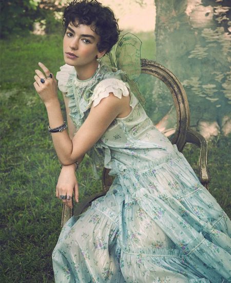 Zoey Grossman Captures Coach's Dreamy Styles for Harper's Bazaar Zoey Grossman Captures Coach's Dreamy Styles for Harper's Bazaar