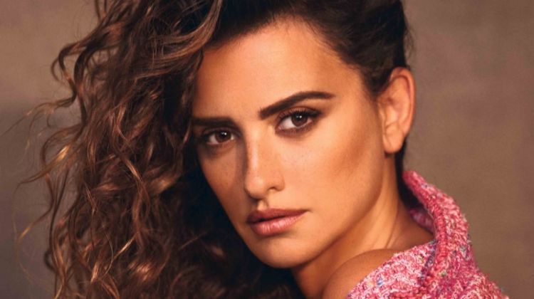 Penelope Cruz poses in Chanel jacket and jewelry