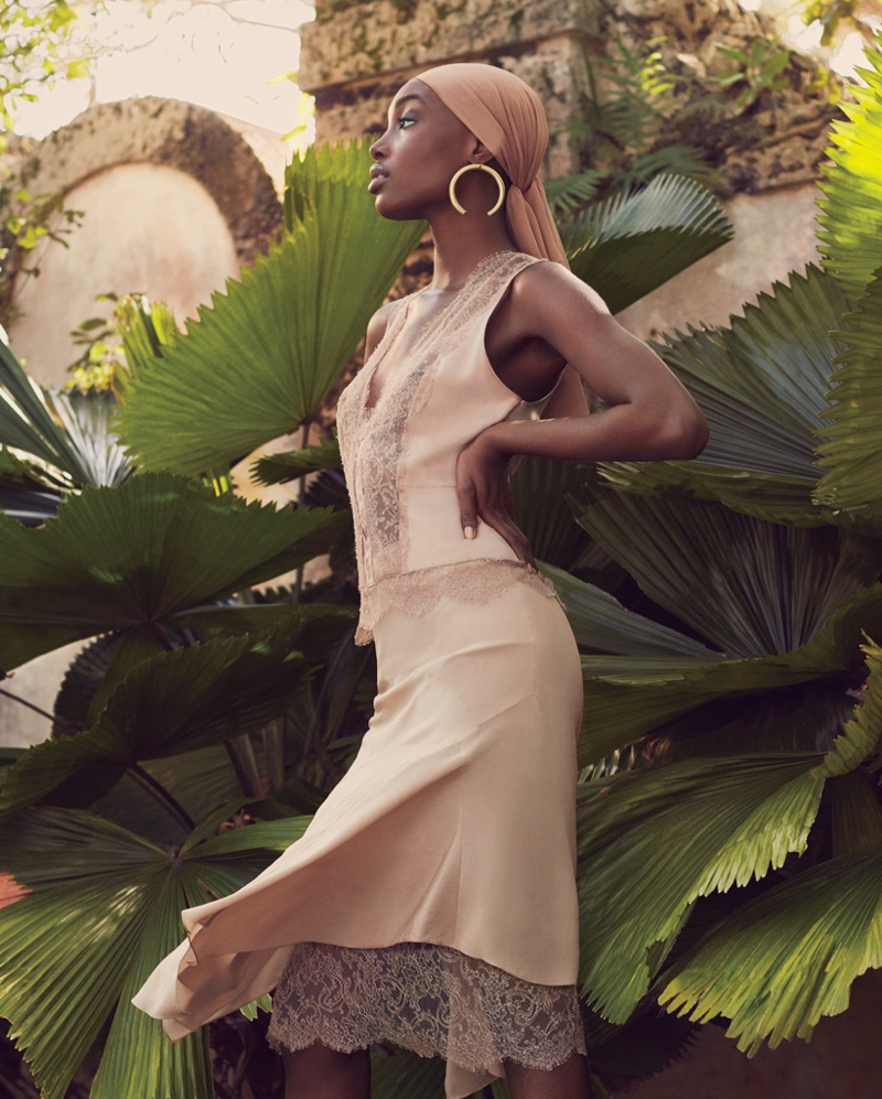 Bola Edun Models Chic Fashions for Bal Harbour