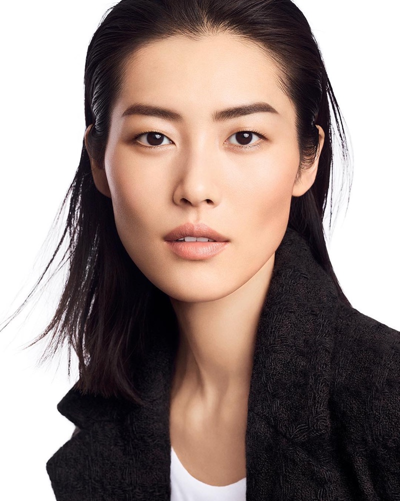 Chanel Ultra Le Teint Beauty Campaign Models