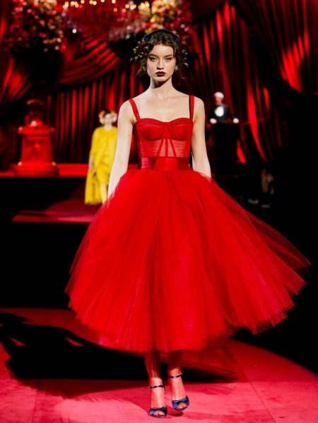 Dolce & Gabbana Stage a 12-Part Alta Moda Aria to Opera at La Scala | Vogue