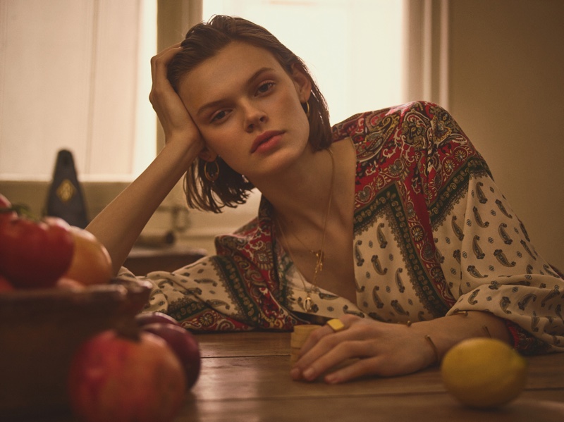 Cara Taylor wears spring 2019 looks for Mango Urban Bohemia lookbook