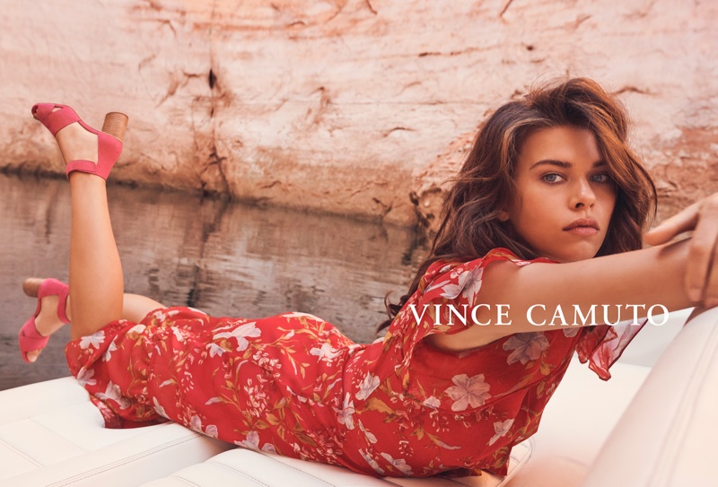 Vince Camuto spotlights floral prints for spring-summer 2019 campaign