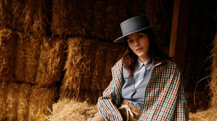 Amber Anderson Models Country Looks for Grazia France