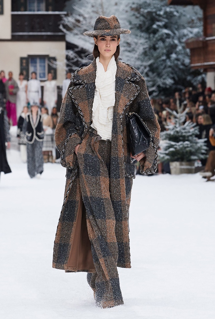 Chanel Fall / Winter 2019 Runway | Fashion Gone Rogue