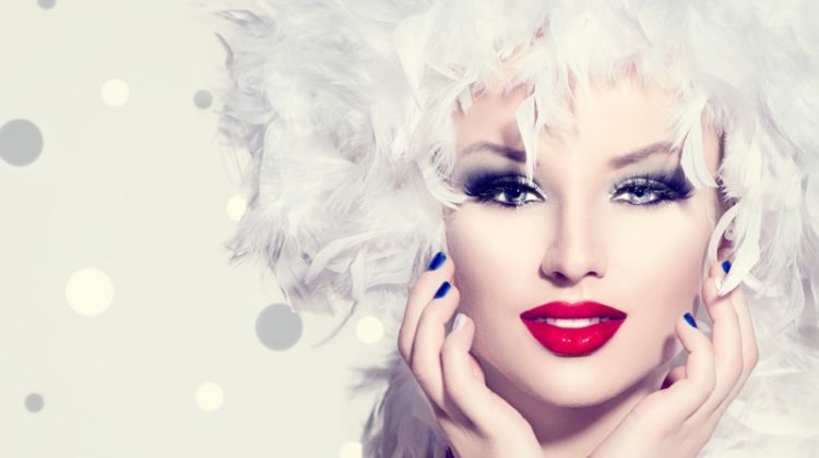 The Best Instagram Fashion Trends of 2019 Model With Fashion Feathers Red Lipstick