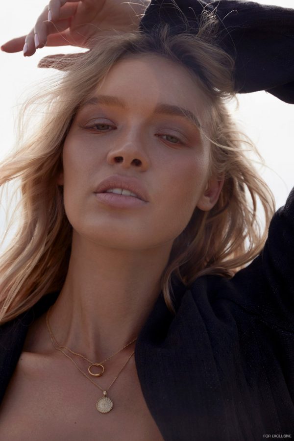 Exclusive: Roxy Horner by Chris Mohen in 'Days Go By' – Fashion Gone Rogue