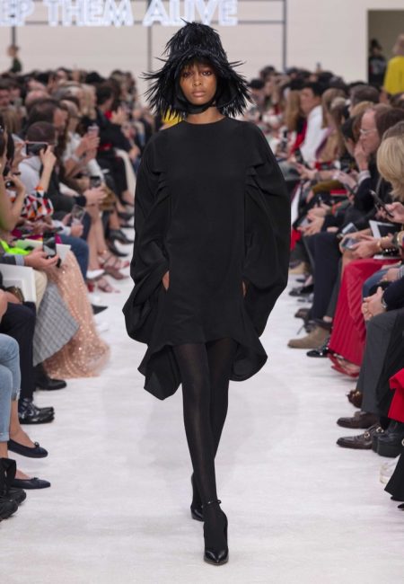 Valentino Delivers Romance for Fall 2019