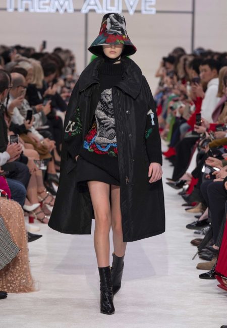 Valentino Delivers Romance for Fall 2019