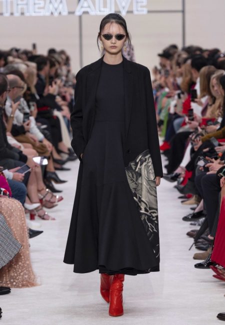 Valentino Delivers Romance for Fall 2019