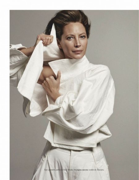 Christy Turlington Charms in Relaxed Looks for Vogue Mexico Christy Turlington Charms in Relaxed Looks for Vogue Mexico