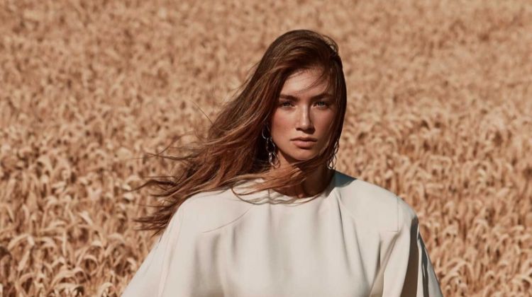 Lorena Rae Is A Natural Beauty for Grazia Australia