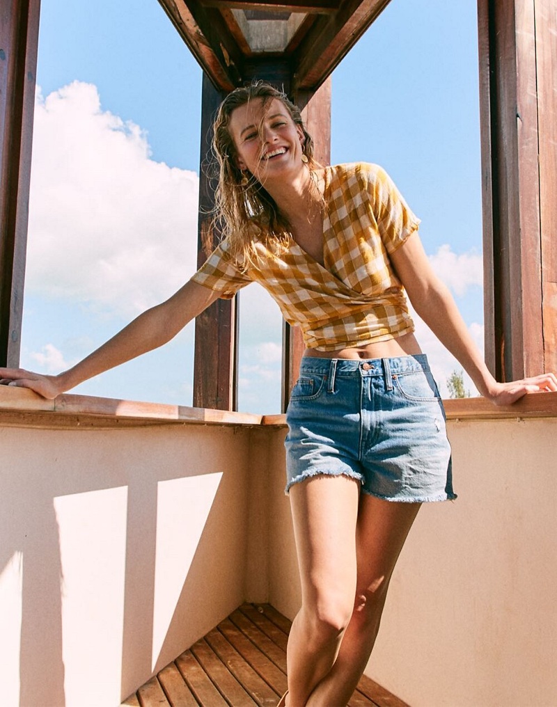 Madewell Short-Sleeve Tie-Front Shirt $69.50 and The Dadjean Short in Curtis Wash $64.50