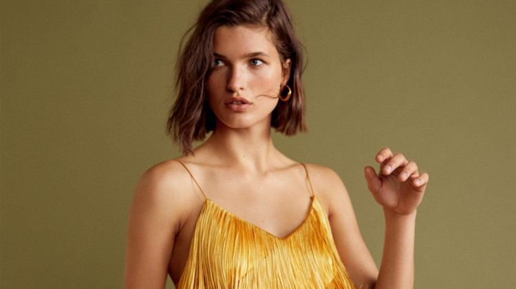 Julia Van Os Is Ready to Party in Mango’s Gala Dresses
