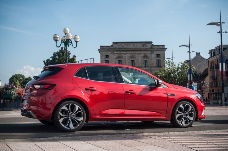 Red Renault Megane GT