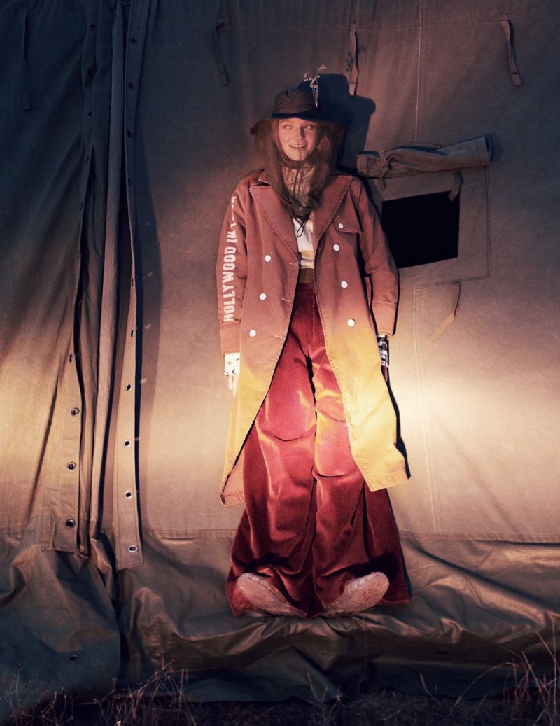 Roos Abels Goes Glamping in Outdoor Looks for ELLE Italy