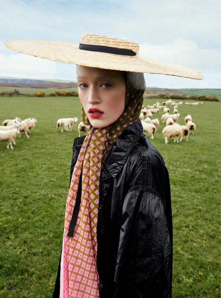 Elizabeth Davison Harper's Bazaar Netherlands Outdoor Fashion Editorial