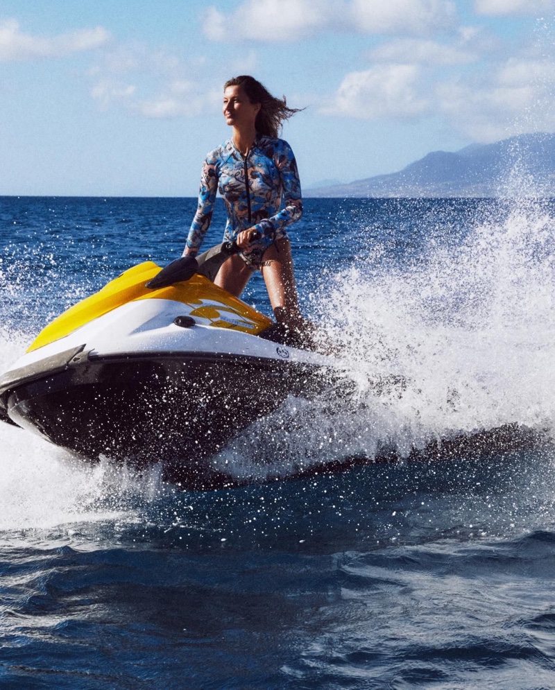Gisele Bundchen Hits the Beach in Vacation Looks for Vogue Paris