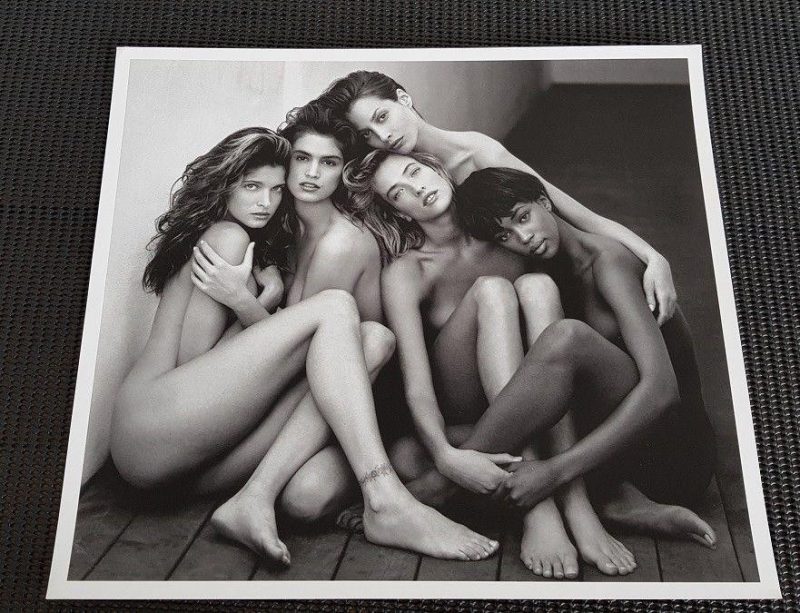 A print featuring supermodels Stephanie, Cindy, Christy, Tatjana, and Naomi photographed by Herb Ritts