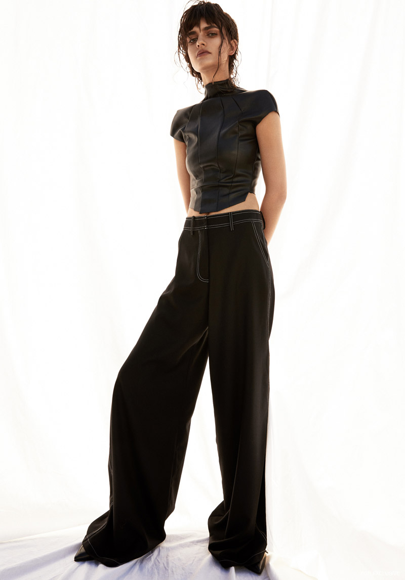 Mariam Seddiq Top, Anna Quan Pants and Karen Millen Shoes. Photo: Jeremy Choh