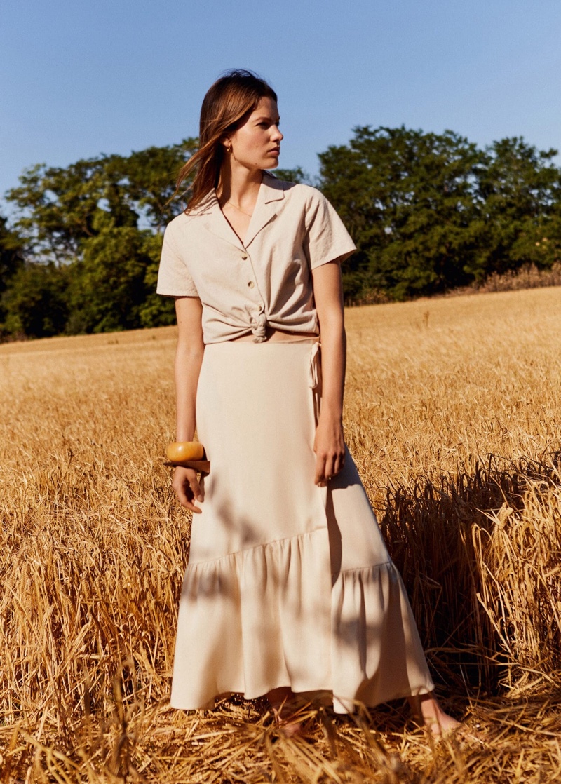 Posing outdoors, Roos van Elk fronts Mango A Countryside Affair editorial