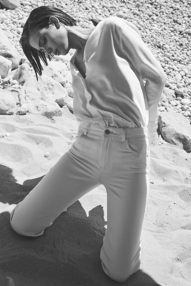 Sean Levy dresses in all white for Massimo Dutti Join Life spring-summer 2019 collection