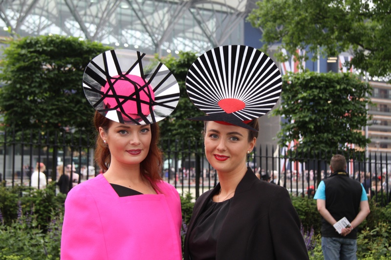 Women wearing fashionable looks at the Royal Ascot