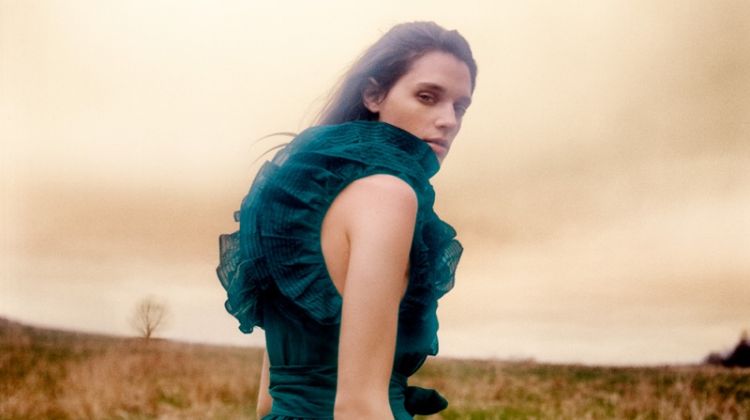 Leila Goldkuhl Heads Outdoors for Ulla Johnson Pre-Fall ’19 Campaign