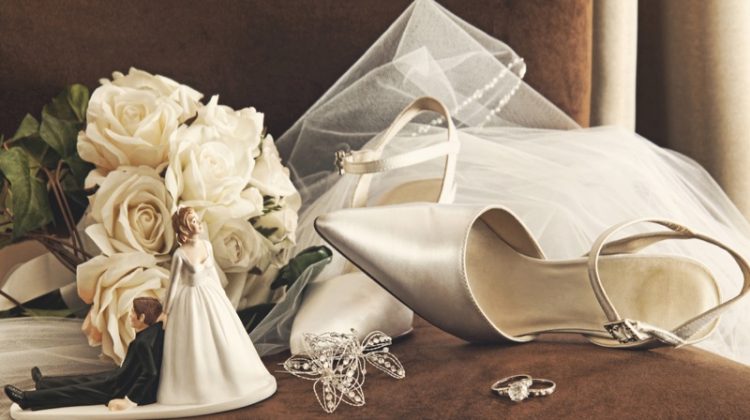 Flats or Heels: What to Wear on the Wedding Day Wedding Heels Accessories Bride Groom Figurine