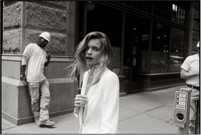 Posing in New York, Abbey Lee Kershaw fronts Rag & Bone 2019 Photo Project