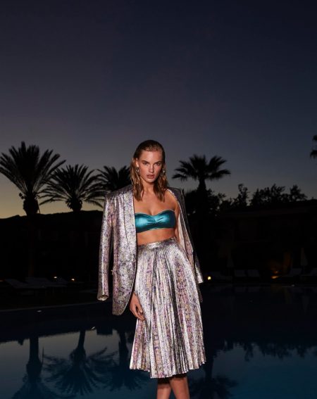 Isabel Scholten Shimmers in Sequins for F Italia Isabel Scholten Shimmers in Sequins for F Italia
