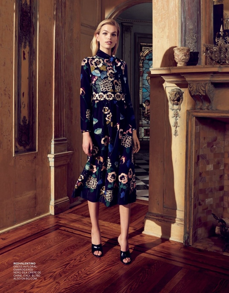 Daphne Groeneveld Embraces Autumn Style in Bergdorf Goodman