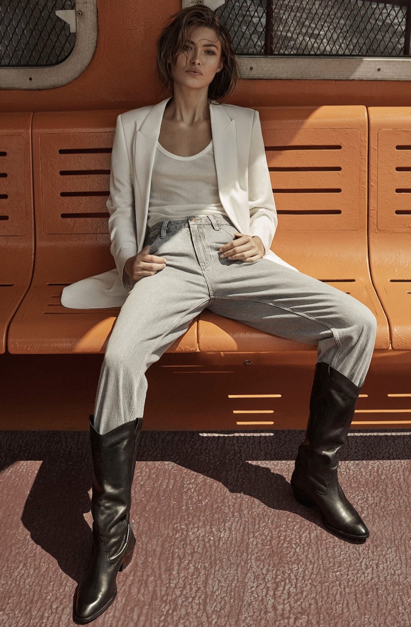 Grace Elizabeth poses in casual styles from Massimo Dutti's fall 2019 collection