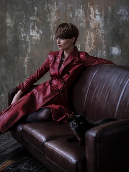 Anna Mila Guyenz Wears Tailored Looks for ELLE Serbia Anna Mila Guyenz Wears Tailored Looks for ELLE Serbia