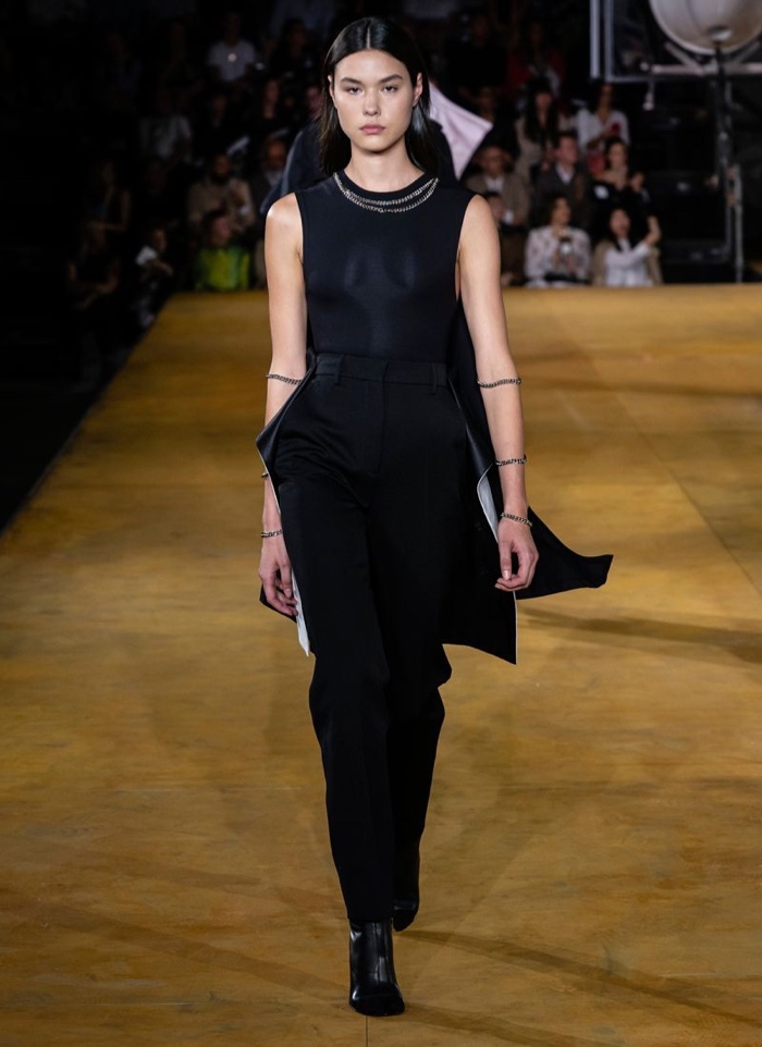 Best Female Fashion Indoor Shows in 2019