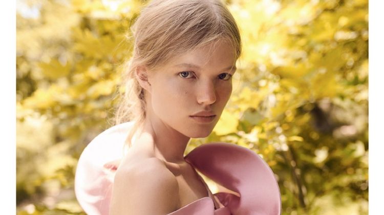 Madeleine Fischer Poses in Romantic Styles for ELLE Greece