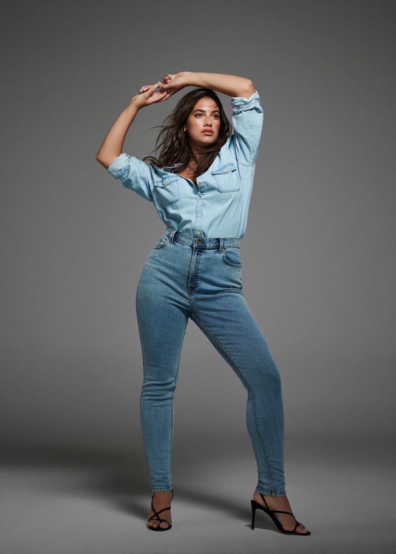 Lorena Duran sports denim on denim for Violeta by Mango