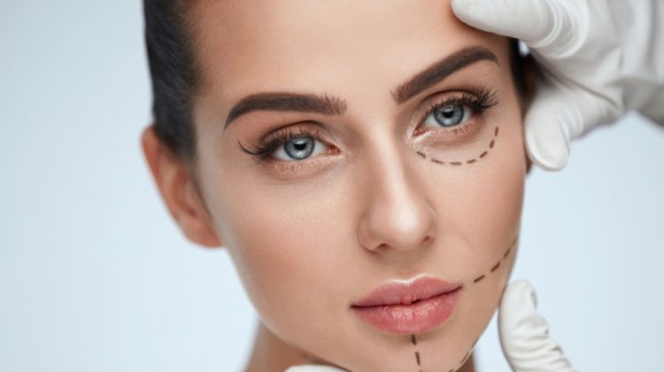 Useful Tips for Minimizing Swelling after Cosmetic Surgery Model Beauty Cosmetic Surgery Lines